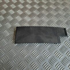 Mērinstrumentu paneļa apakšēja apdare priekš OPEL MERIVA 2004