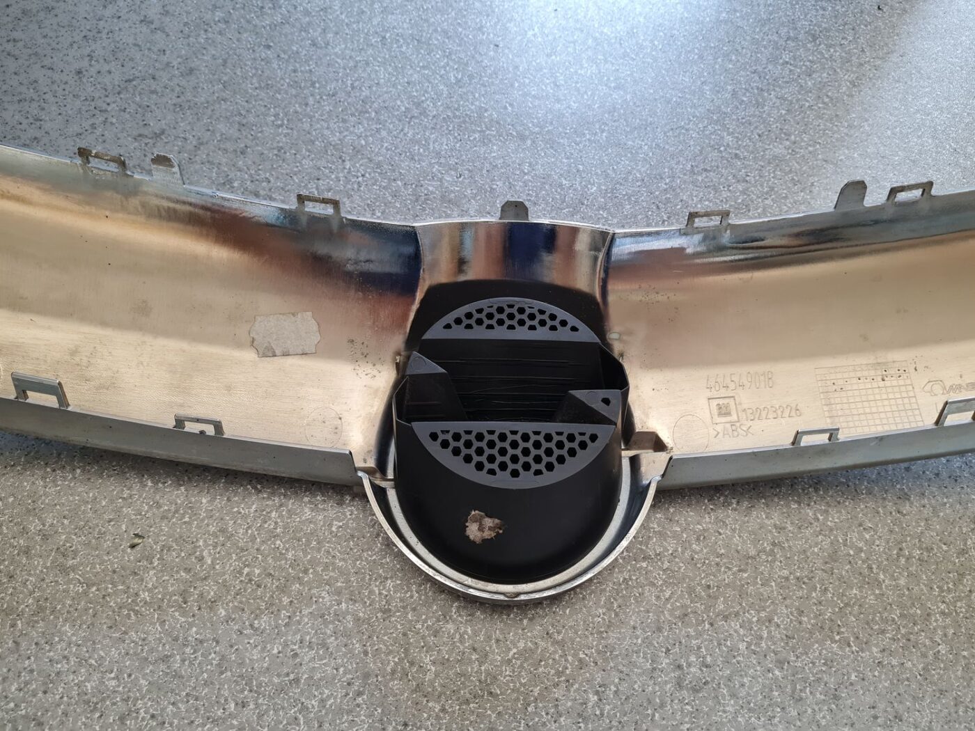 Logotips/Emblema priekš OPEL CORSA 2007 5 Logotips/Emblema priekš OPEL CORSA 2007