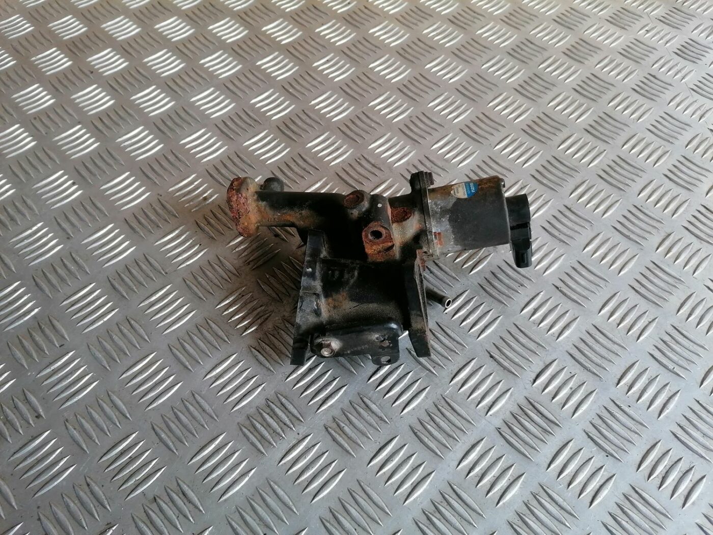 EGR vārsts priekš OPEL MERIVA 2004 1 EGR vārsts priekš OPEL MERIVA 2004