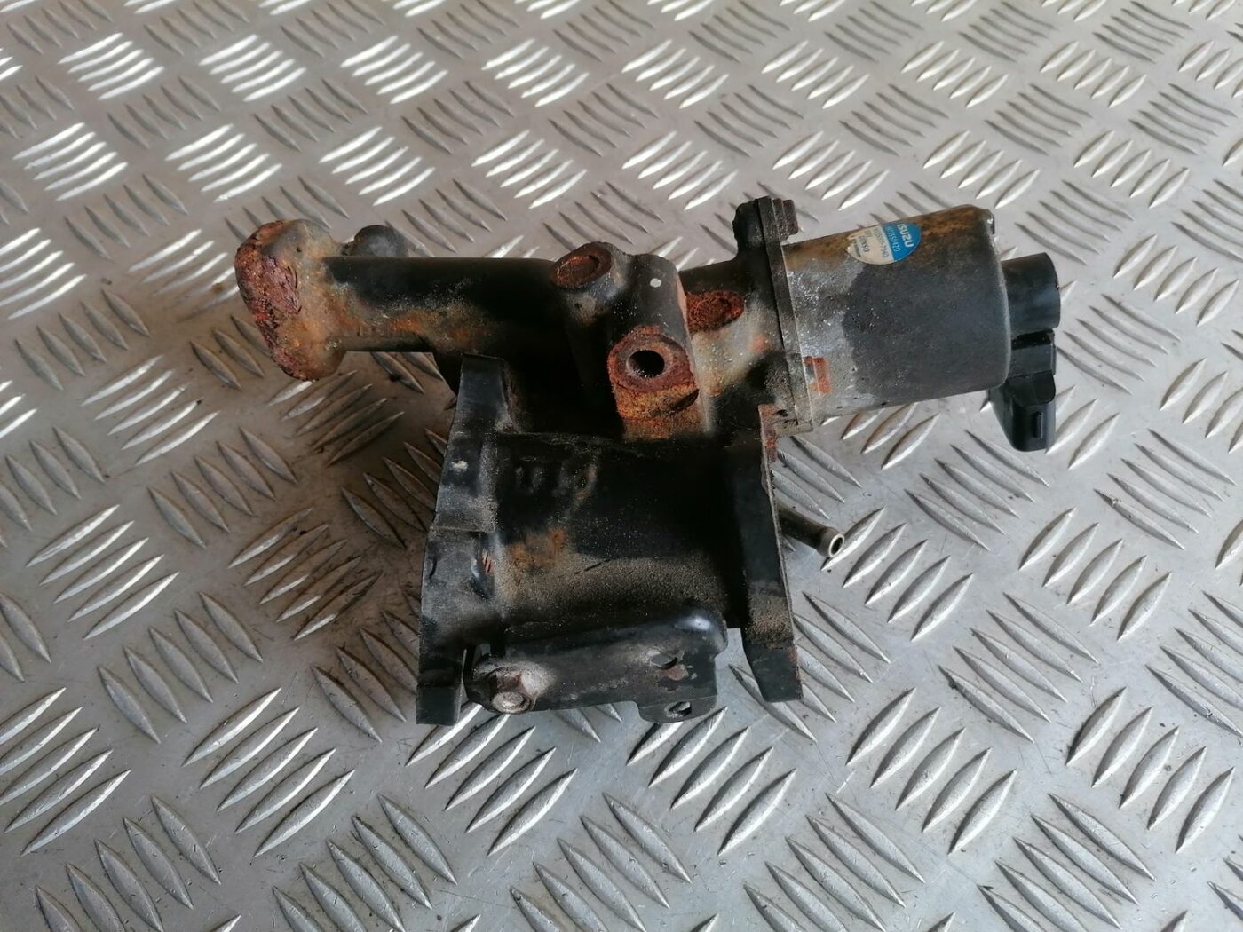 EGR vārsts priekš OPEL MERIVA 2004 2 EGR vārsts priekš OPEL MERIVA 2004