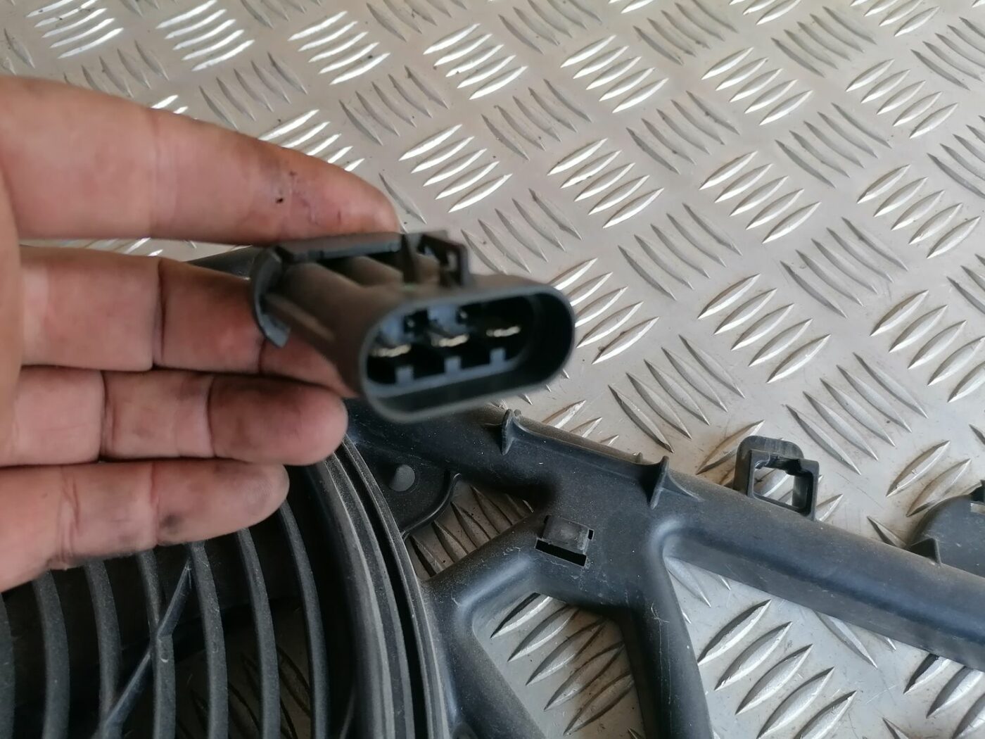 Gaisa kondicioniera ventilators priekš OPEL MERIVA 2004