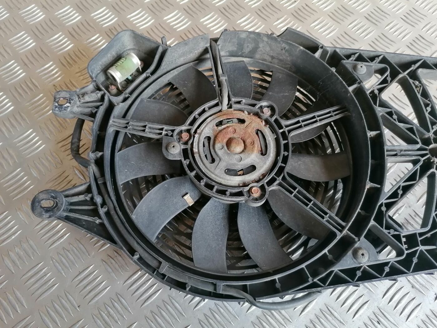 Gaisa kondicioniera ventilators priekš OPEL MERIVA 2004