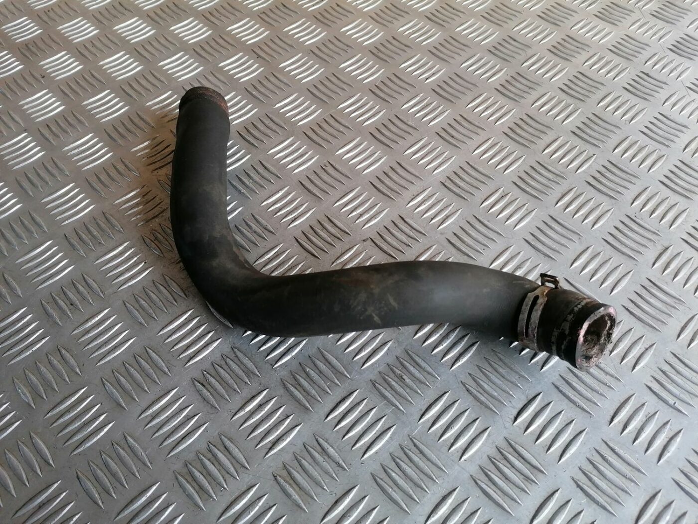 Dzesēšanas caurule priekš OPEL MERIVA 2004 2 Dzesēšanas caurule priekš OPEL MERIVA 2004