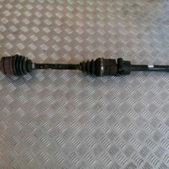 Pusass priekšēja labā priekš OPEL MERIVA 2004