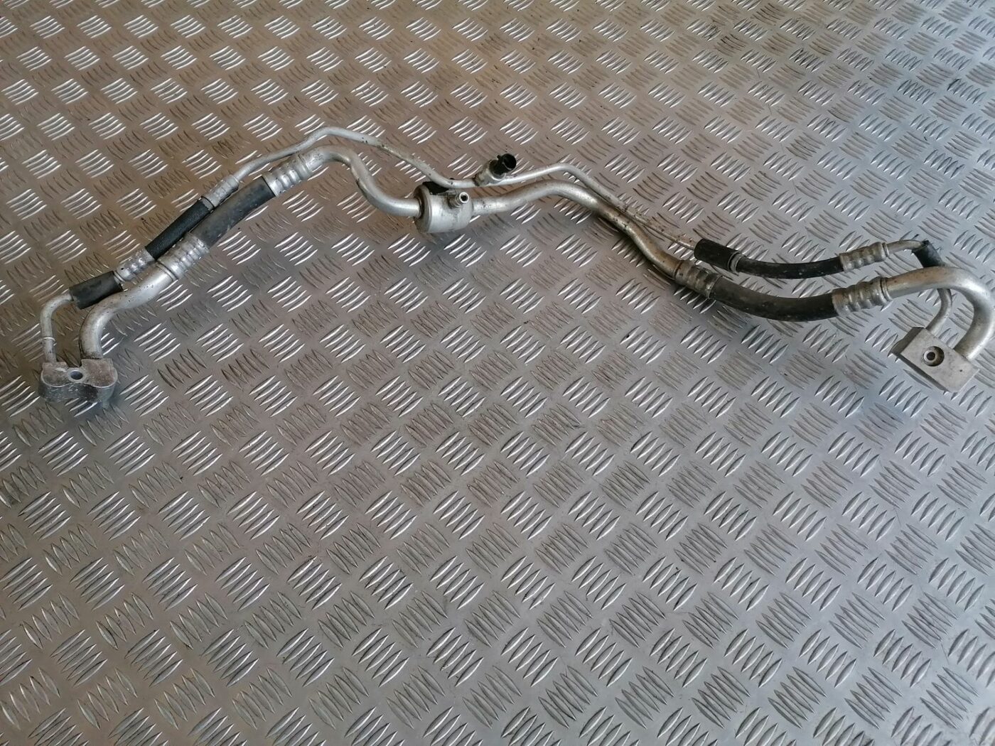 Gaisa kondicioniera galvenā caurule priekš OPEL MERIVA 2004