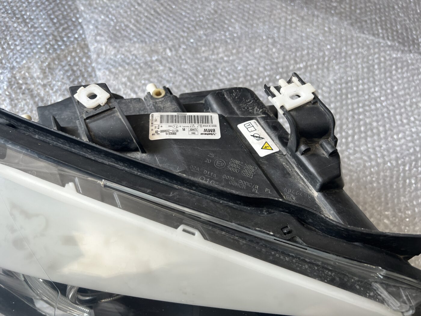 Priekšējais labais lukturis priekš BMW X1 E84 2009-2015 11 Priekšējais labais lukturis priekš BMW X1 E84 2009-2015