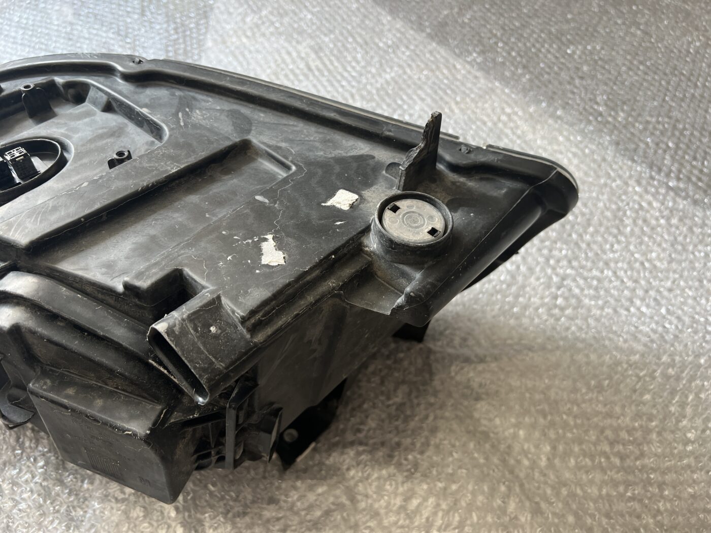 Priekšējais labais lukturis priekš BMW X1 E84 2009-2015 4 Priekšējais labais lukturis priekš BMW X1 E84 2009-2015