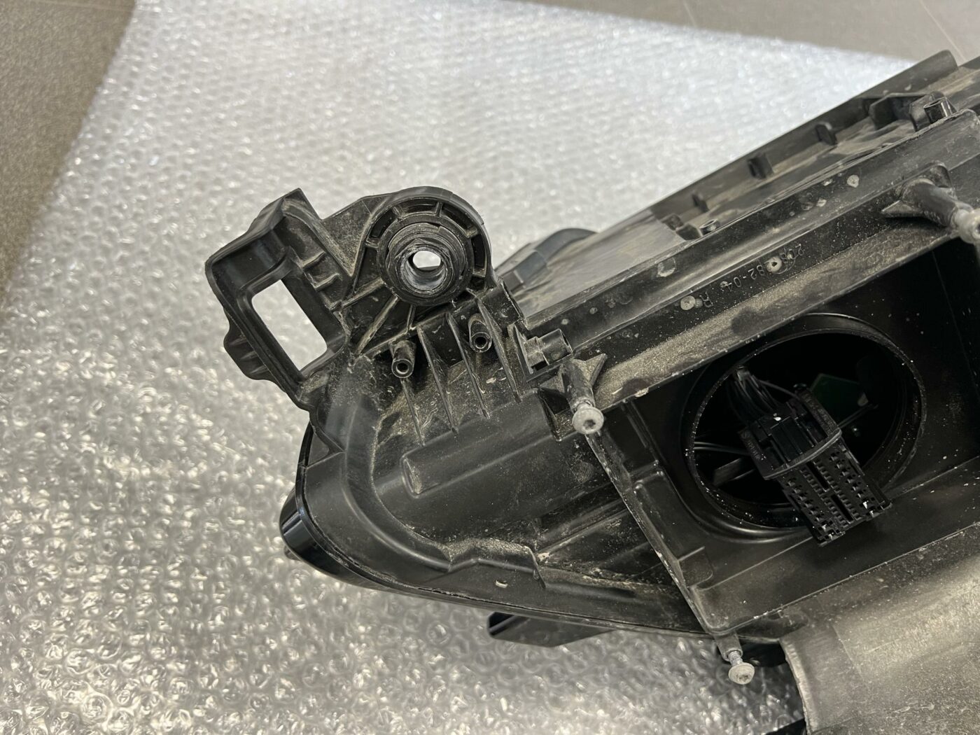 Priekšējais kreisais lukturis priekš Skoda Kodiaq 2017-2022 6 Priekšējais kreisais lukturis priekš Skoda Kodiaq 2017-2022