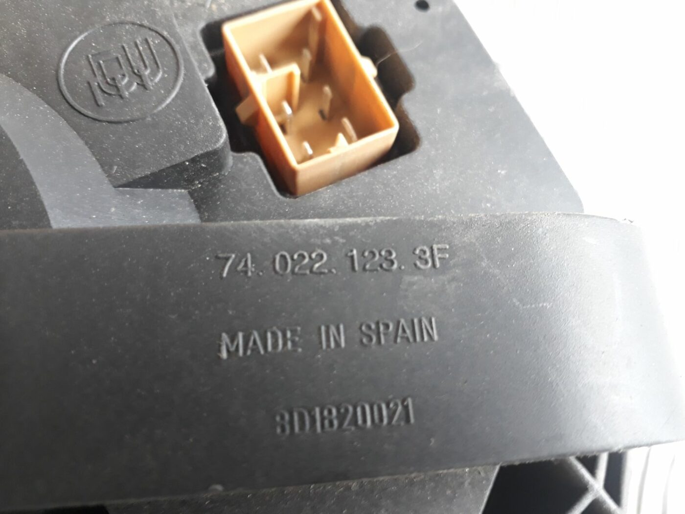 Salona ventilators priekš AUDI A4 2000 AVANT 3 Salona ventilators priekš AUDI A4 2000 AVANT