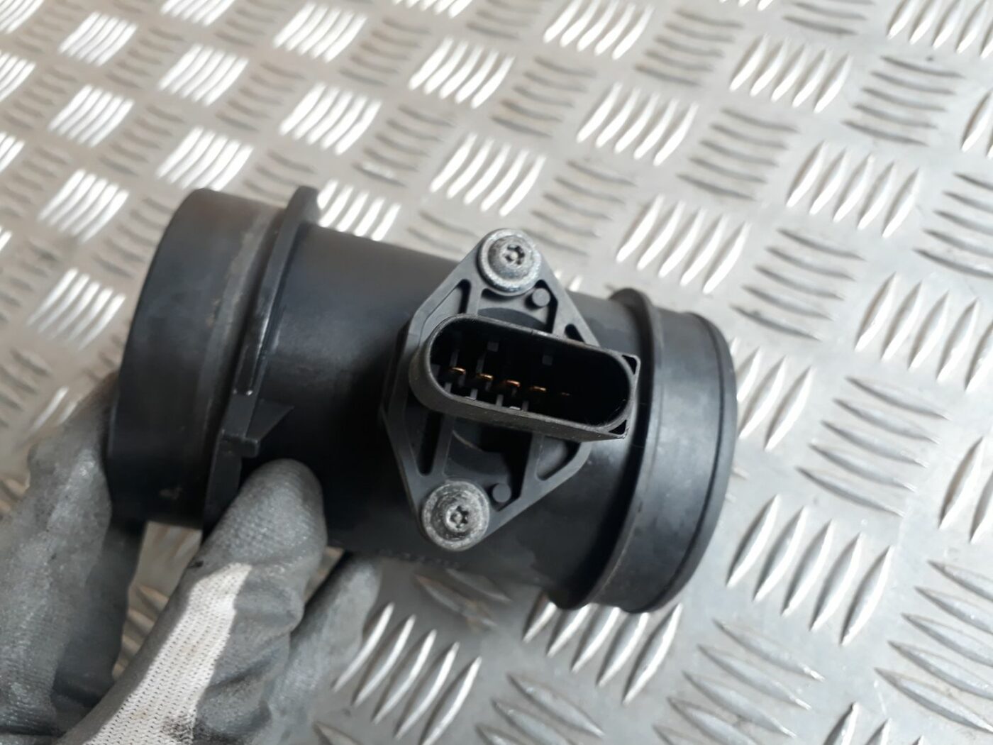 Gaisa plūsmas mērītājs priekš AUDI A4 2000 AVANT 2 Gaisa plūsmas mērītājs priekš AUDI A4 2000 AVANT