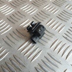 Vējstikla mazgāšanas šķidruma sprausla priekš AUDI A4 2000 AVANT