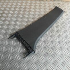 Vidējas salona statnes apdare priekš AUDI A4 2000 AVANT