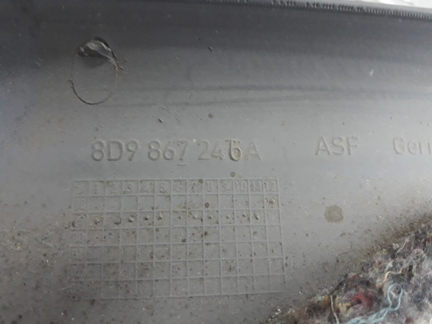 Aizmugurējas salona statnes apdare priekš AUDI A4 2000 AVANT 3 Aizmugurējas salona statnes apdare priekš AUDI A4 2000 AVANT