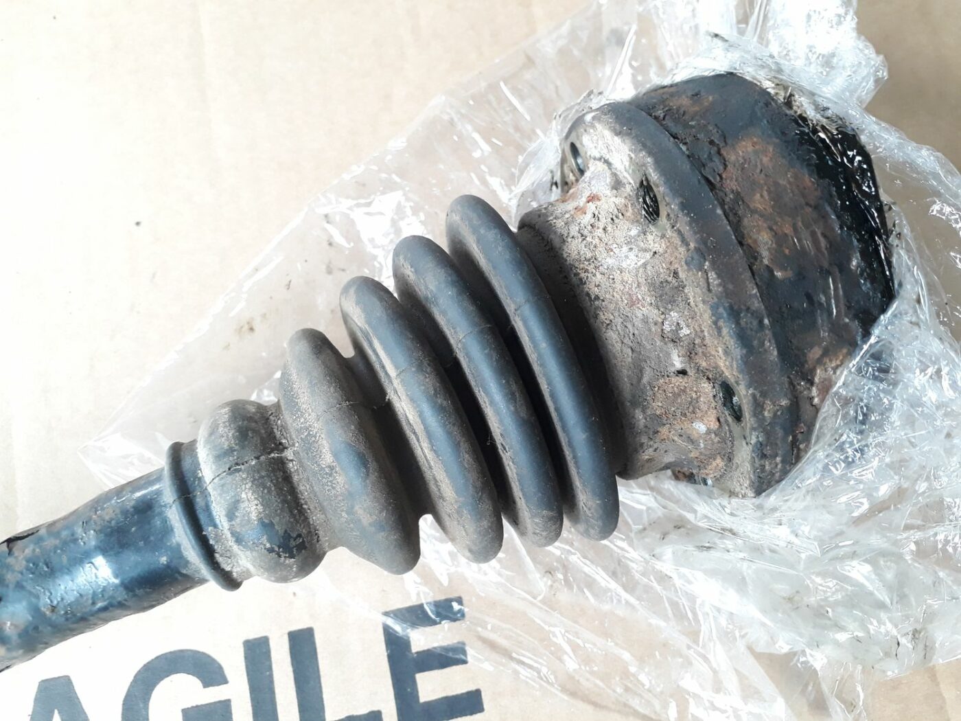 Pusass aizmugurē priekš AUDI A4 2000 AVANT 5 Pusass aizmugurē priekš AUDI A4 2000 AVANT