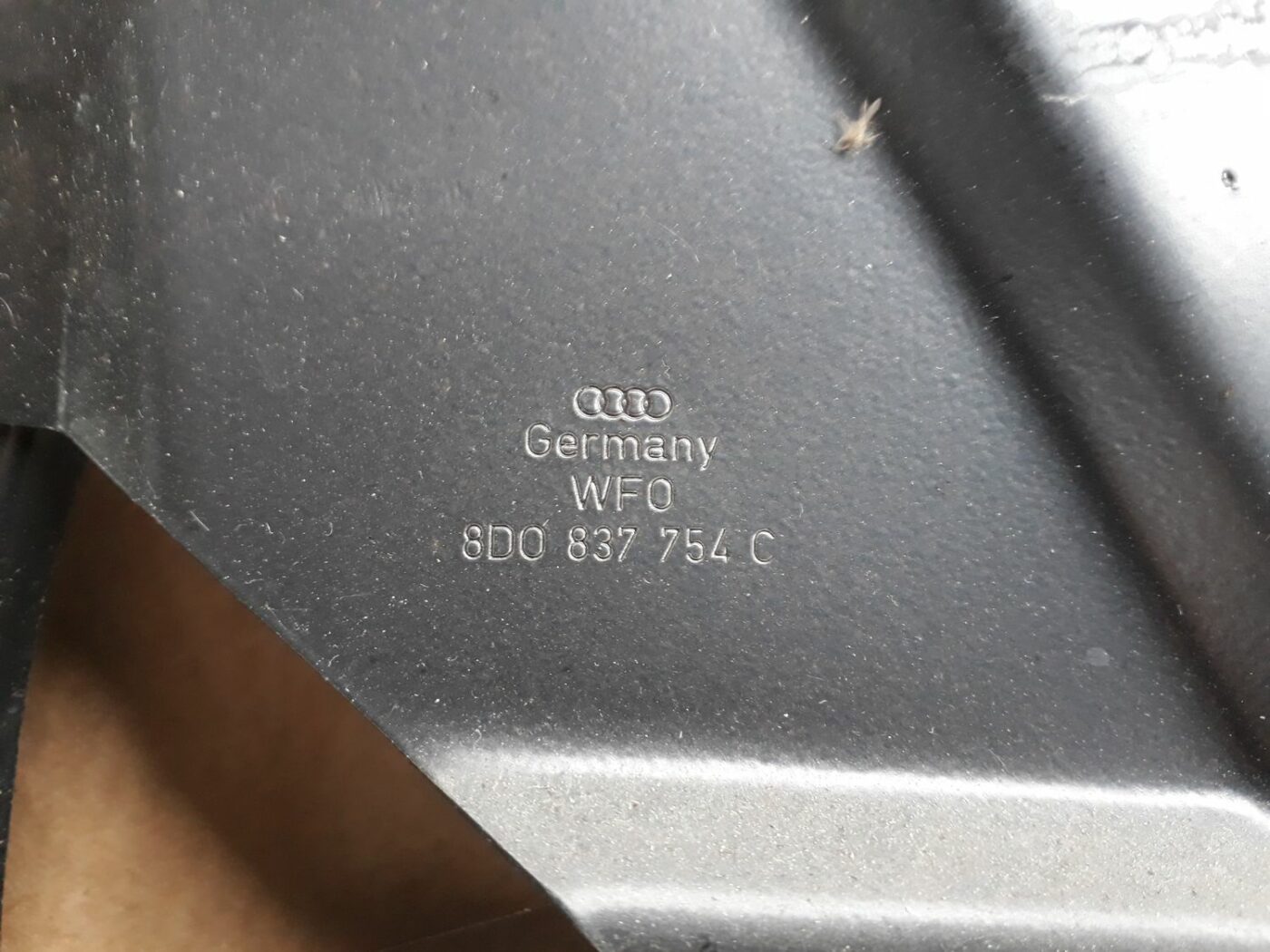 Durvju rāmis priekš AUDI A4 2000 AVANT