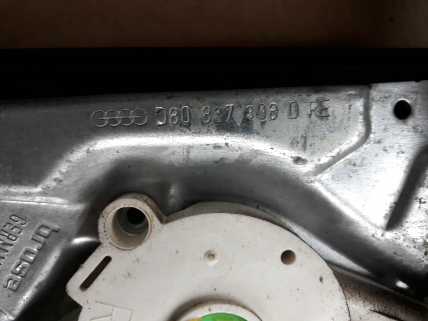 Durvju rāmis priekš AUDI A4 2000 AVANT