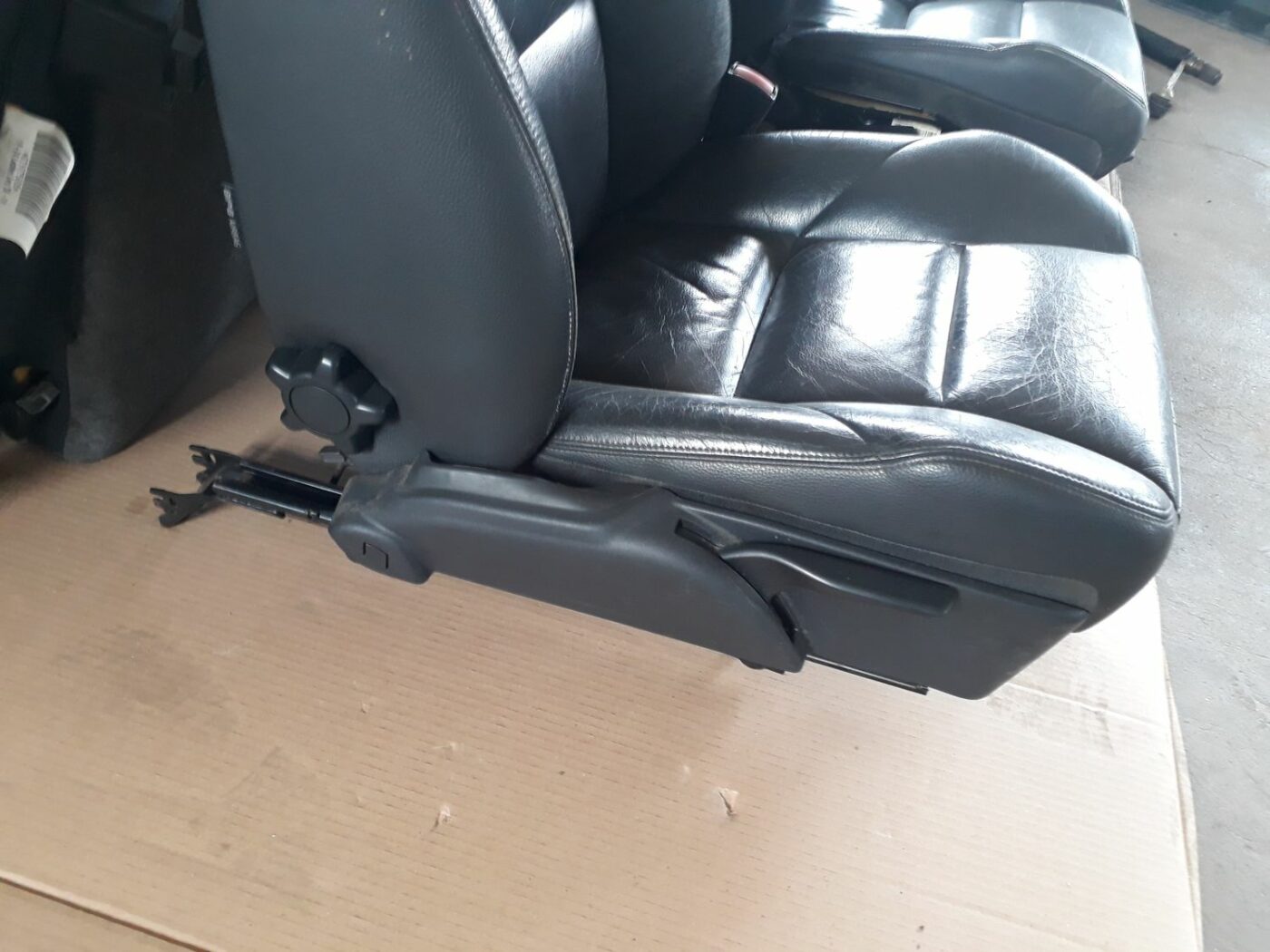 Sēdekļu komplekts priekš VOLVO S60 2007 8 Sēdekļu komplekts priekš VOLVO S60 2007