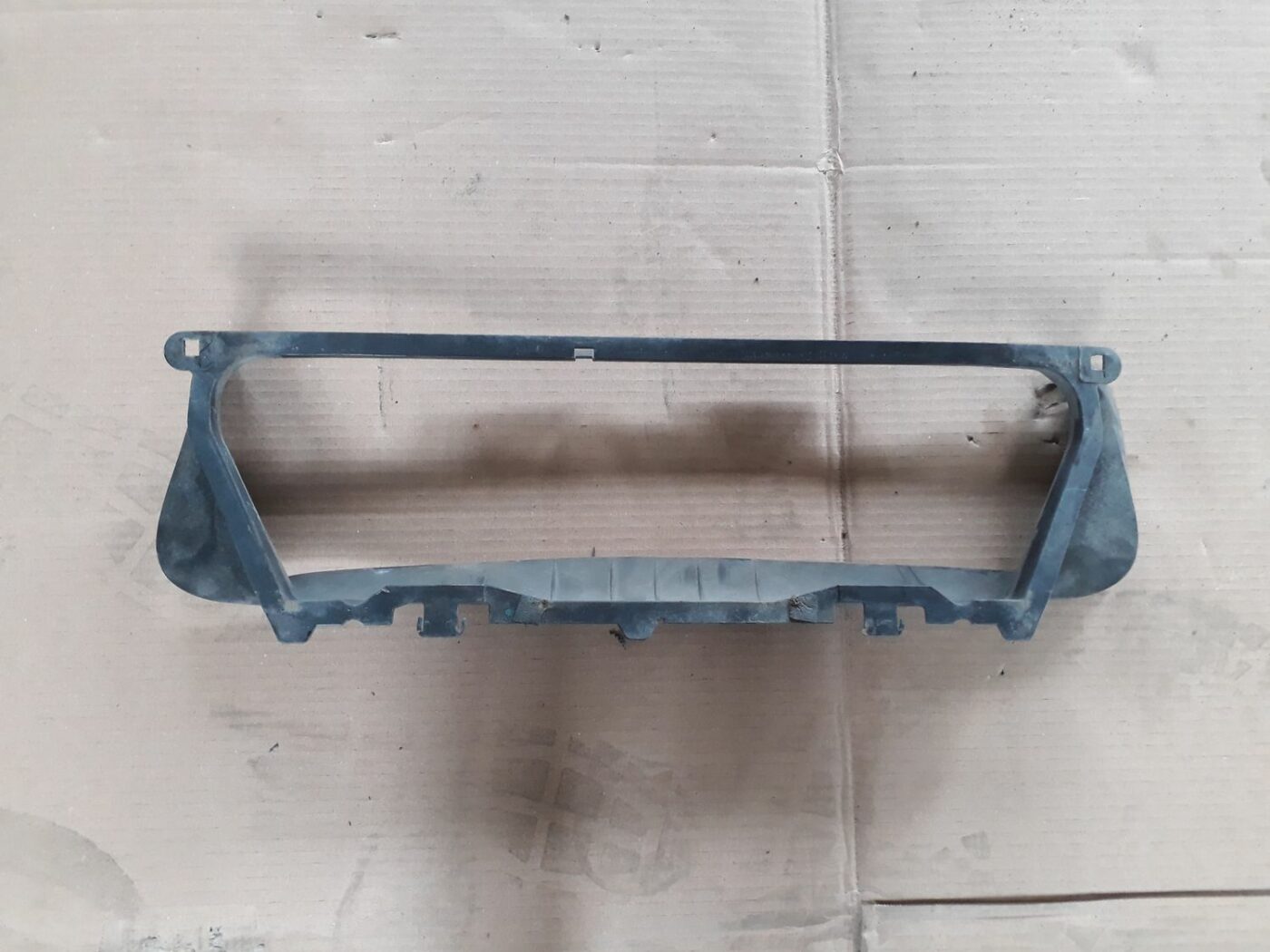 Ieplūdes gaisa deflektors/Difuzors priekš VOLVO S60 2007 2 Ieplūdes gaisa deflektors/Difuzors priekš VOLVO S60 2007