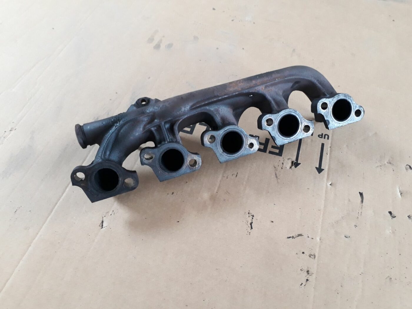 Izplūdes kolektors priekš VOLVO S60 2007 1 Izplūdes kolektors priekš VOLVO S60 2007