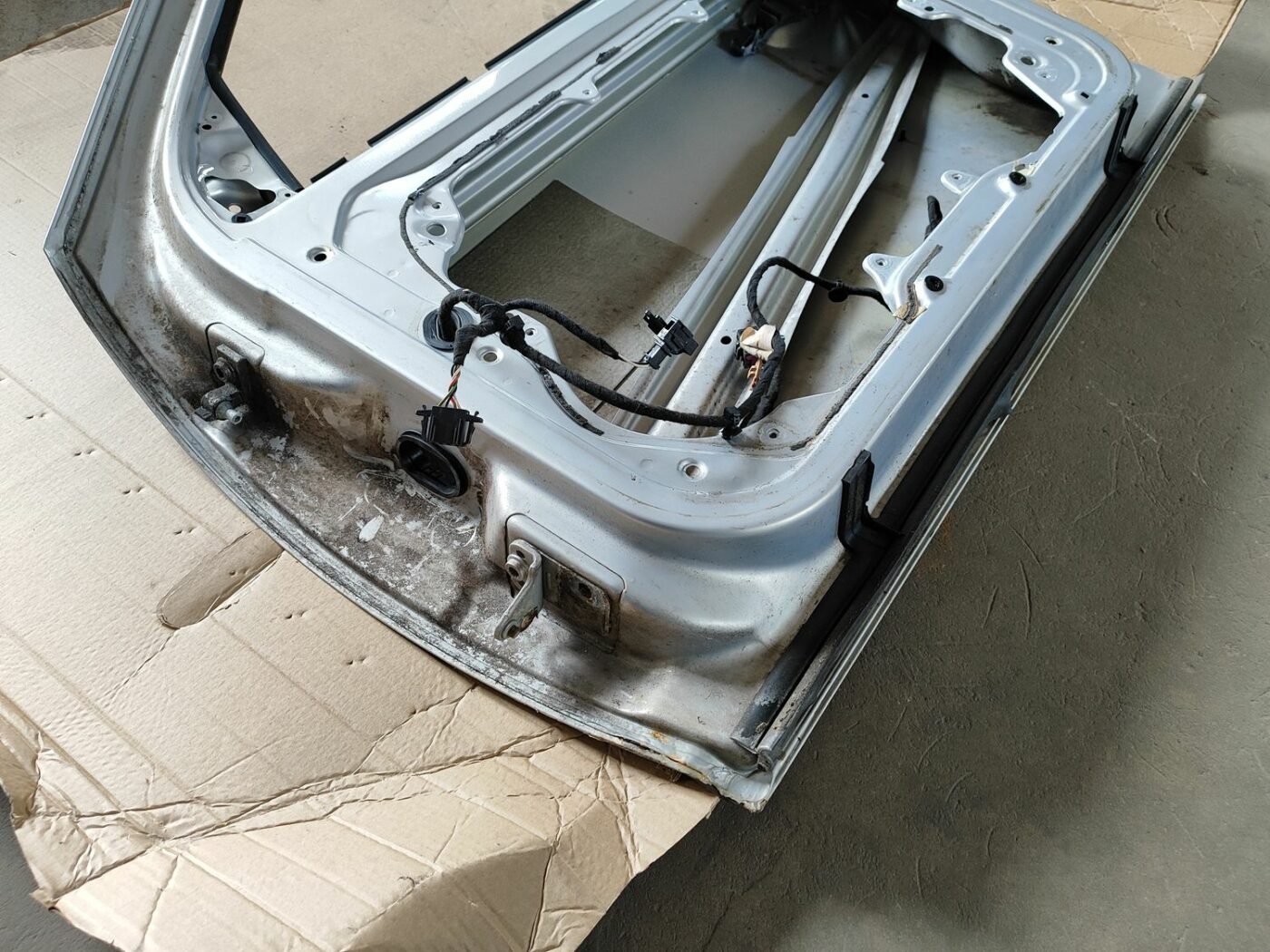 Priekšējās labās durvis priekš VW GOLF IV 1999