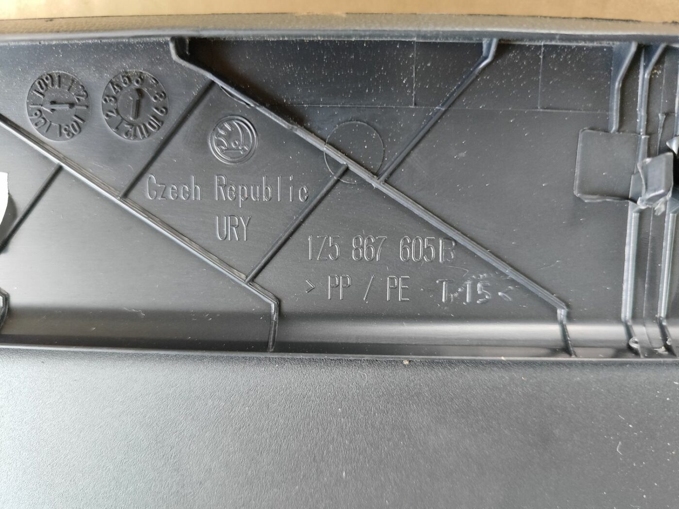 Bagāžnieka vāka apdare priekš SKODA OCTAVIA 2008