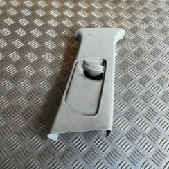 Vidējas salona statnes apdare priekš SKODA OCTAVIA 2008