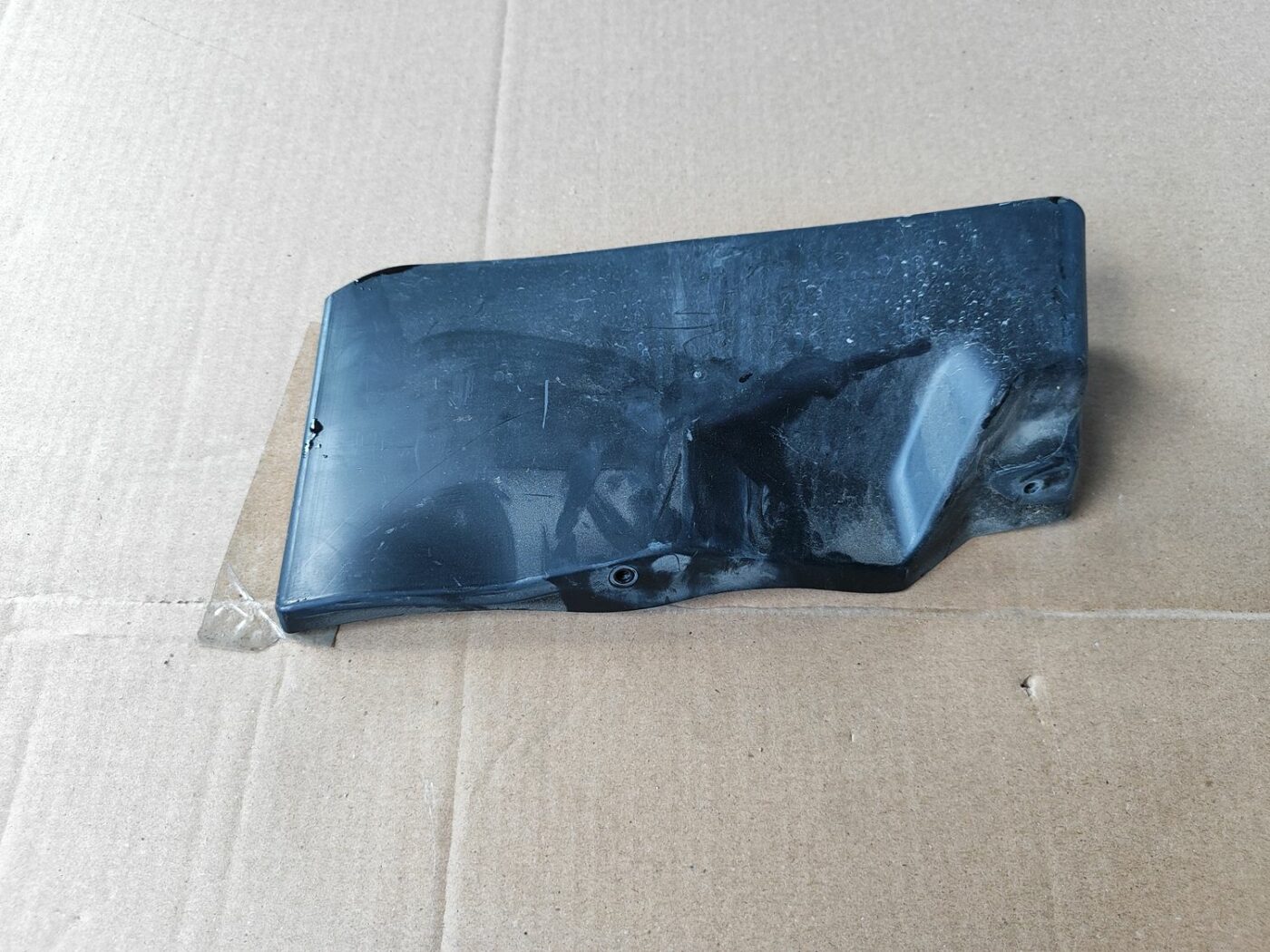 Ieplūdes gaisa deflektors/Difuzors priekš SKODA OCTAVIA 2008 1 Ieplūdes gaisa deflektors/Difuzors priekš SKODA OCTAVIA 2008