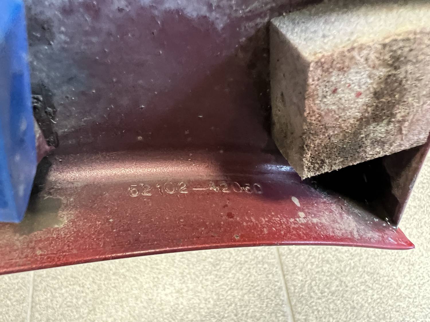 Priekšēja bufera uzlika priekš TOYOTA RAV 4 2006 3 Priekšēja bufera uzlika priekš TOYOTA RAV 4 2006