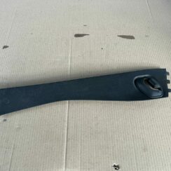 Centrālās konsoles (apdares) sānu panelis priekš VOLVO S60 2007