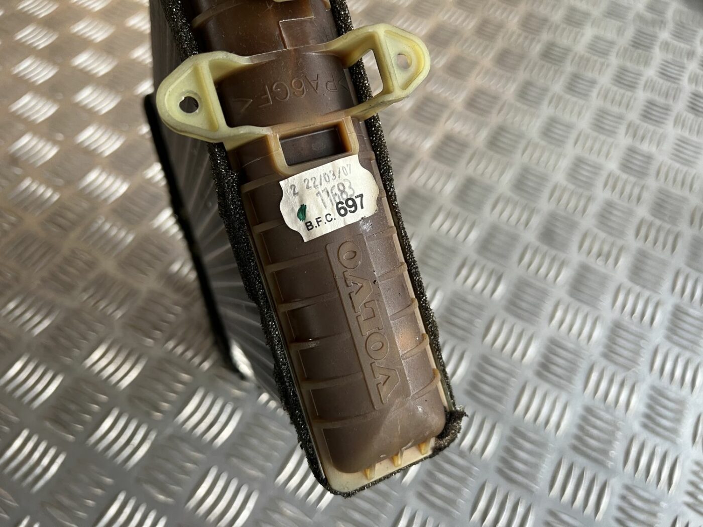 Apsildes sistēmas radiators priekš VOLVO S60 2007 3 Apsildes sistēmas radiators priekš VOLVO S60 2007