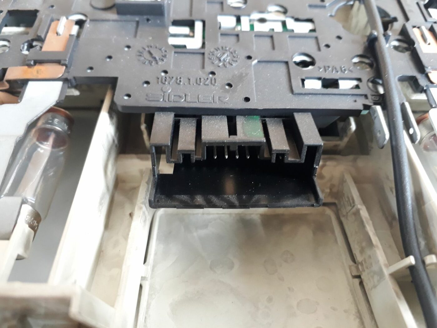 Salona apgaismojuma panelis priekš AUDI A6 AVANT 2006 5 Salona apgaismojuma panelis priekš AUDI A6 AVANT 2006