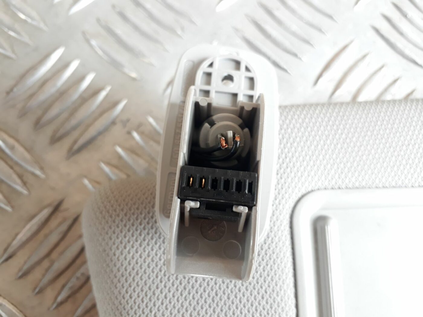 Saules aizsargs priekš AUDI A6 AVANT 2006