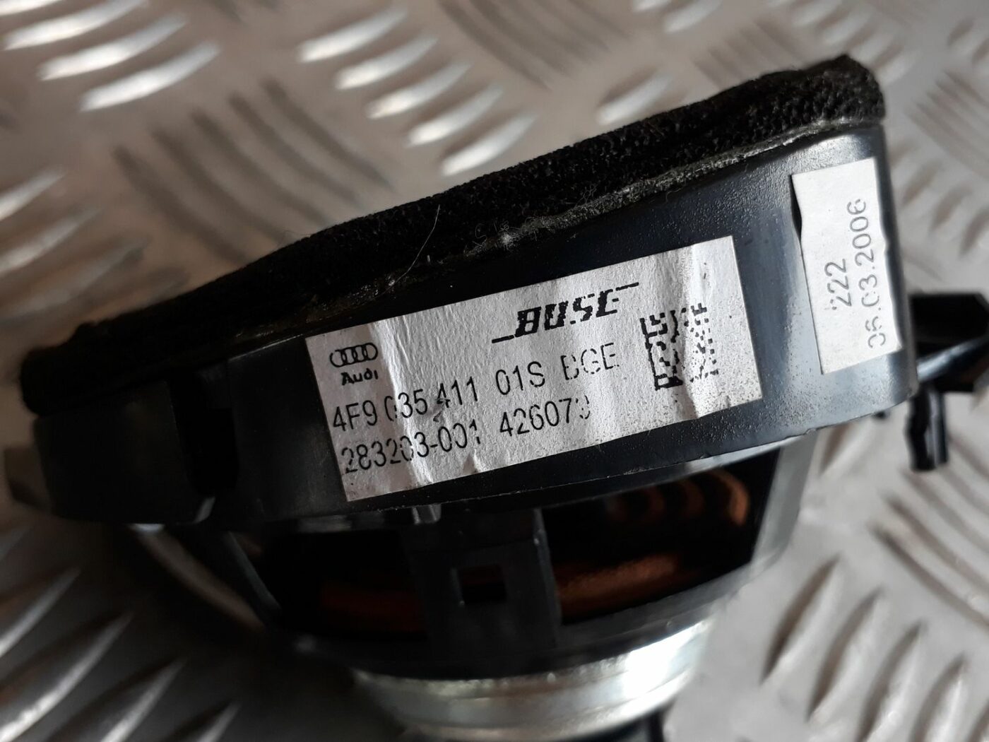 Durvju skaļrunis, augšā priekš AUDI A6 AVANT 2006