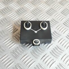 Priekšējo labo durvju vadības bloks priekš AUDI A6 AVANT 2006