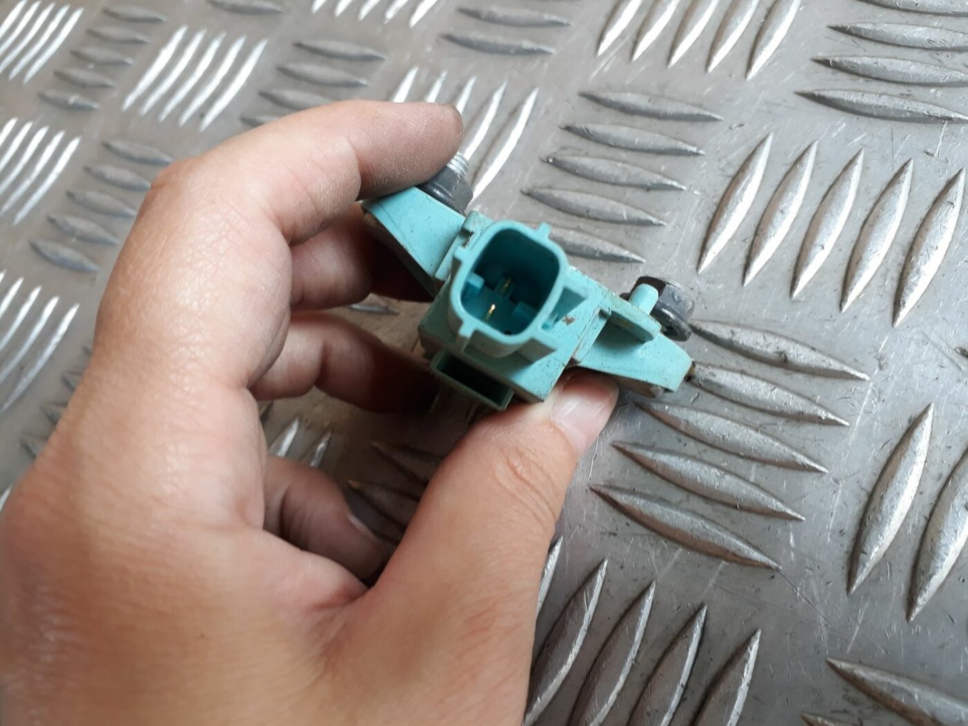 Drošības spilvena trieciensensors priekš AUDI A6 AVANT 2006 4 Drošības spilvena trieciensensors priekš AUDI A6 AVANT 2006