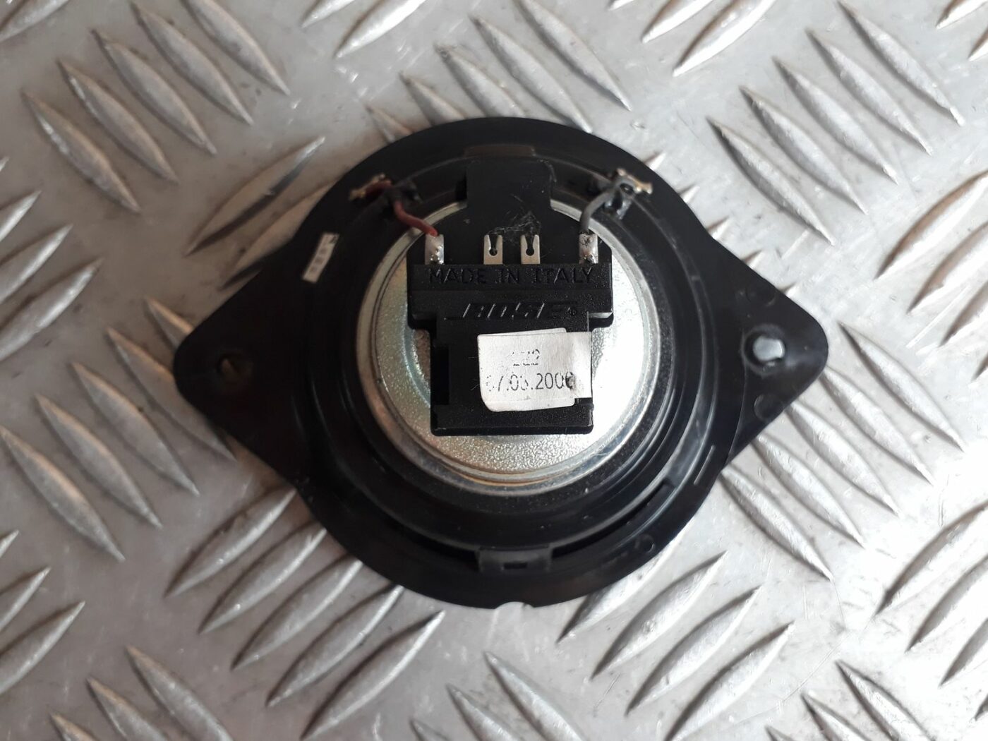 Mērinstrumentu paneļa skaļrunis priekš AUDI A6 AVANT 2006 4 Mērinstrumentu paneļa skaļrunis priekš AUDI A6 AVANT 2006