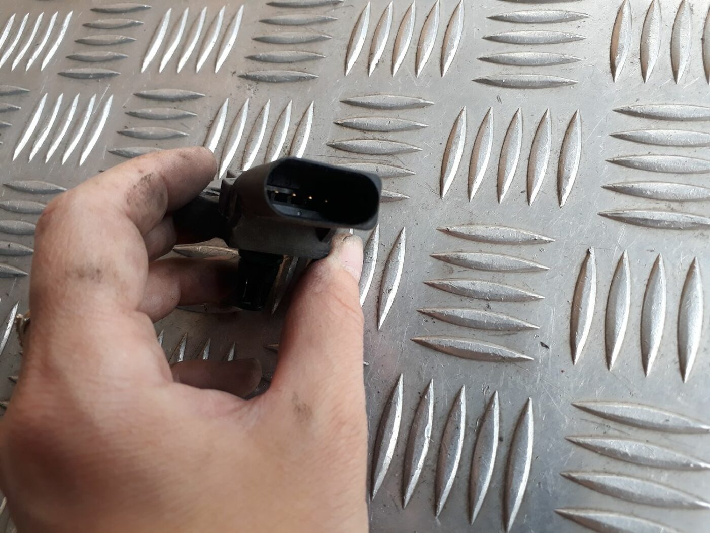 Ieplūdes kolektora spiediena devējs priekš AUDI A6 AVANT 2006 4 Ieplūdes kolektora spiediena devējs priekš AUDI A6 AVANT 2006