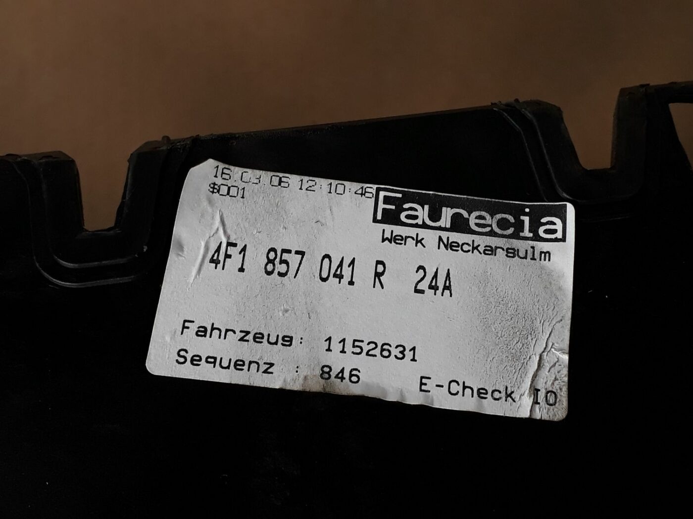 Mērinstrumentu panelis priekš AUDI A6 AVANT 2006 6 Mērinstrumentu panelis priekš AUDI A6 AVANT 2006