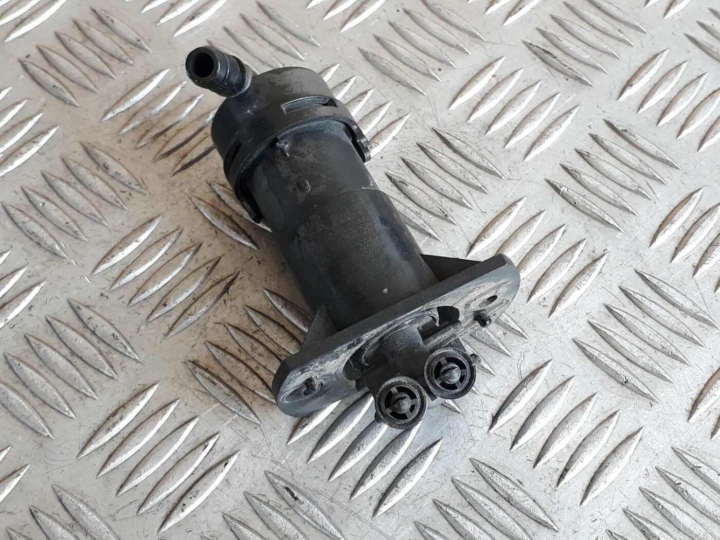 Lukturu mazgātāja sprausla priekš AUDI A6 AVANT 2006 1 Lukturu mazgātāja sprausla priekš AUDI A6 AVANT 2006