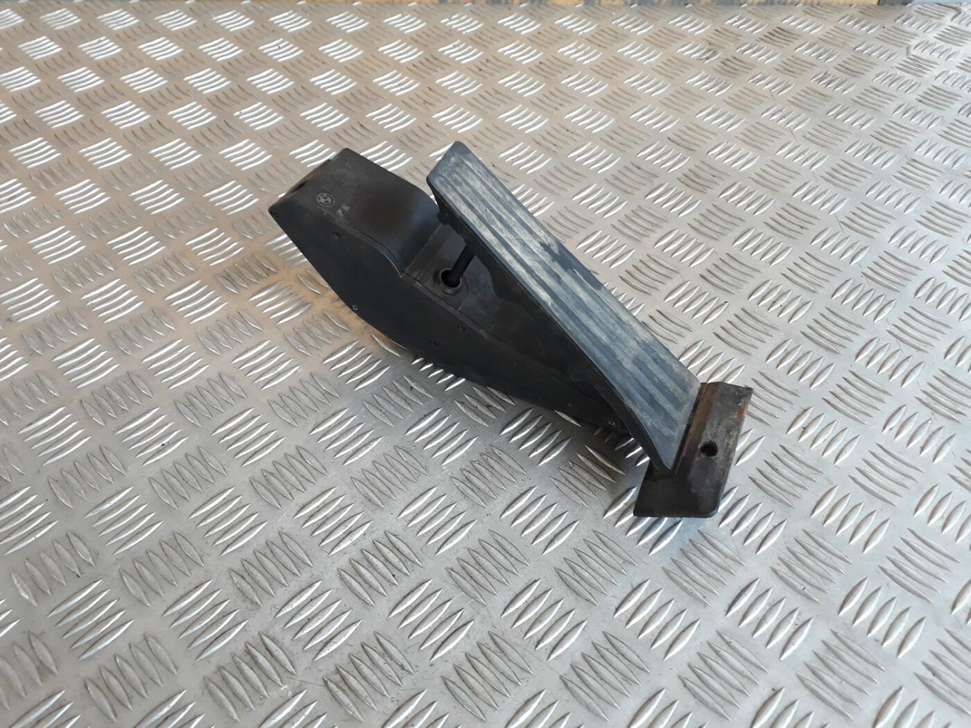 Gāzes pedālis priekš BMW 530D E61 2006 TOURING BLUE