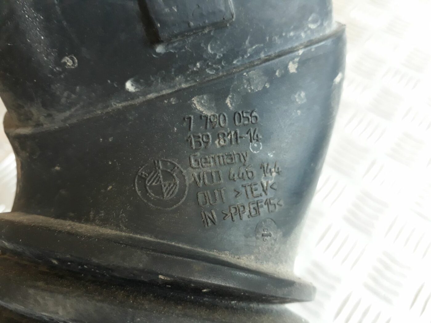 Gaisa ieplūdes šļūtene priekš BMW 530D E61 2006 TOURING BLUE