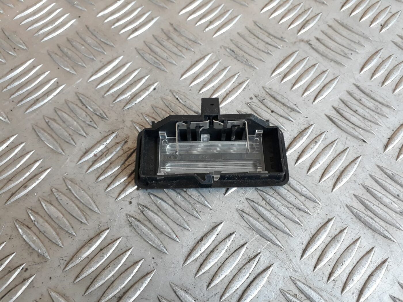 Saules aizsarga apgaismojums priekš BMW 530D E61 2006 TOURING BLUE