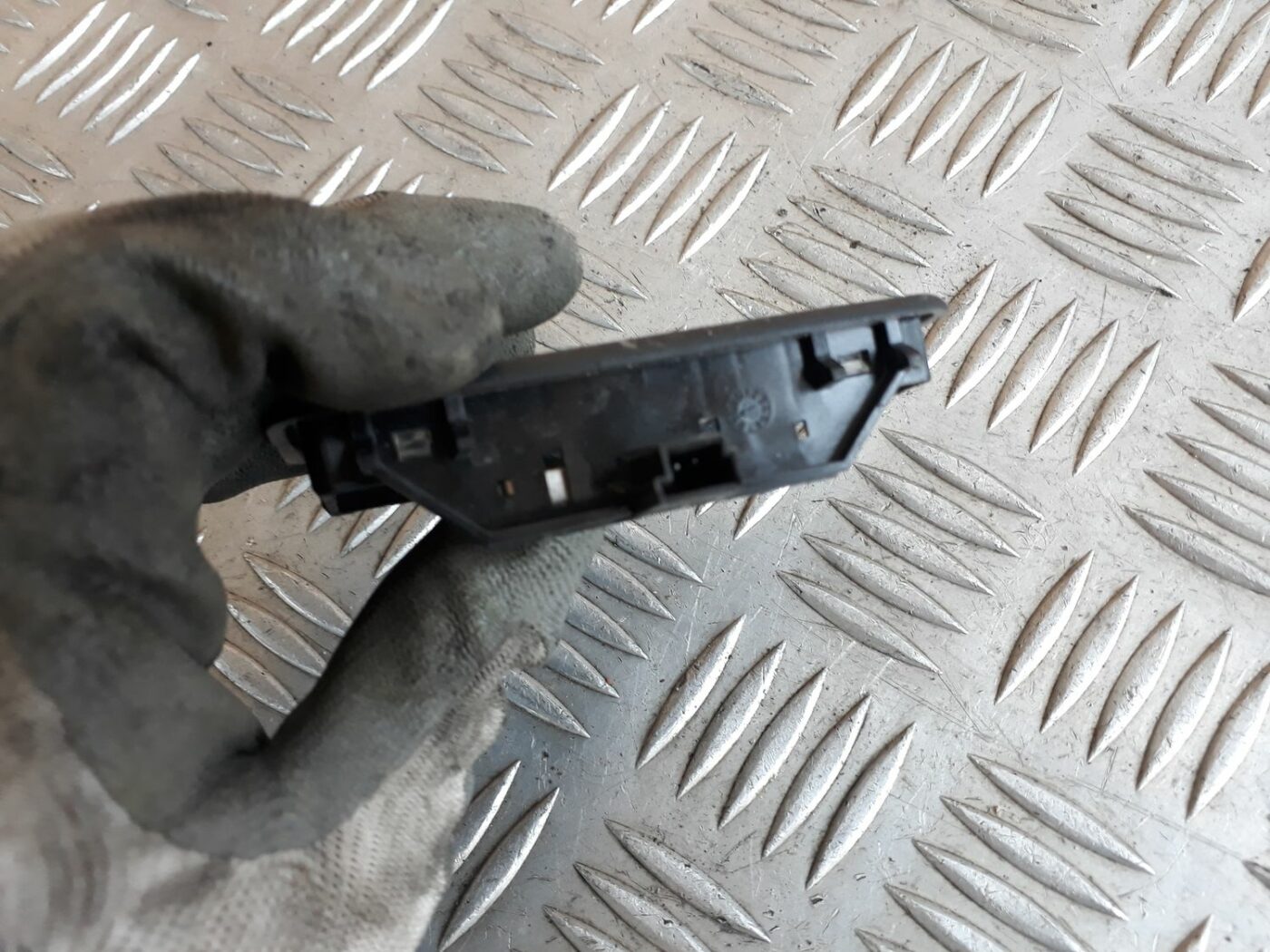 Saules aizsarga apgaismojums priekš BMW 530D E61 2006 TOURING BLUE