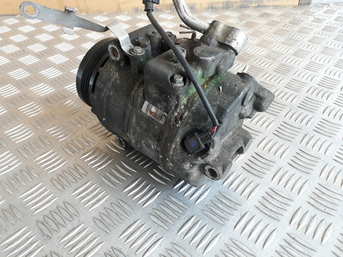 Gaisa kondicioniera kompresors priekš BMW 530D E61 2006 TOURING BLUE