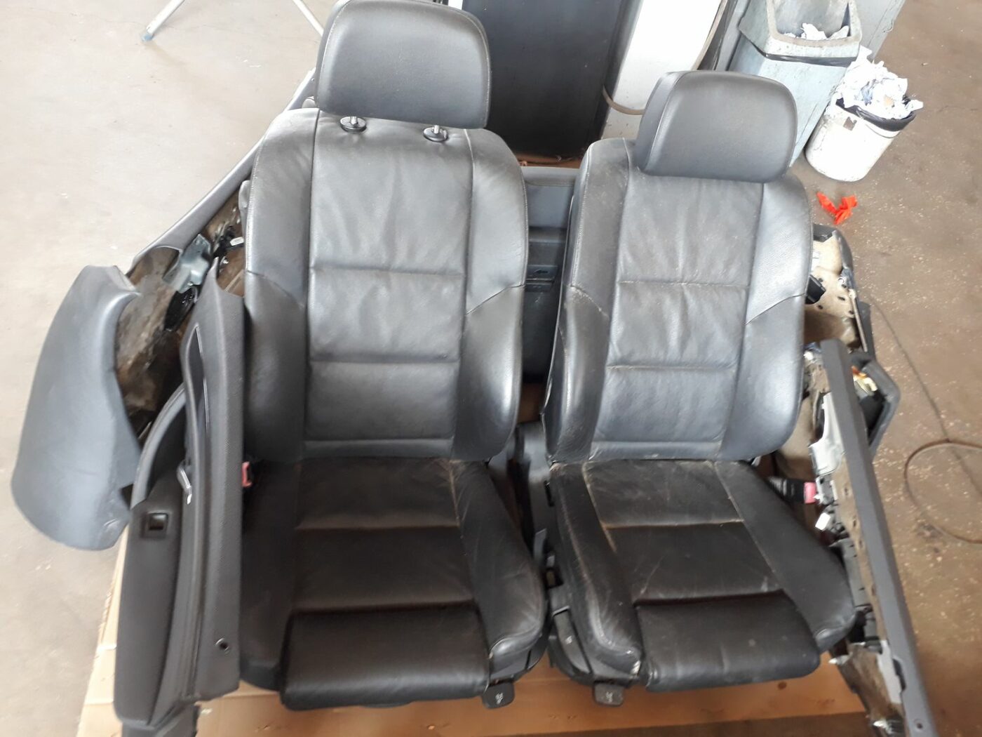 Sēdekļu komplekts priekš BMW 530D E61 2006 TOURING BLUE 1 Sēdekļu komplekts priekš BMW 530D E61 2006 TOURING BLUE