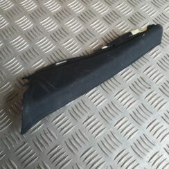 Aizmugurējas salona statnes apdare priekš BMW 530D E61 2006 TOURING BLUE