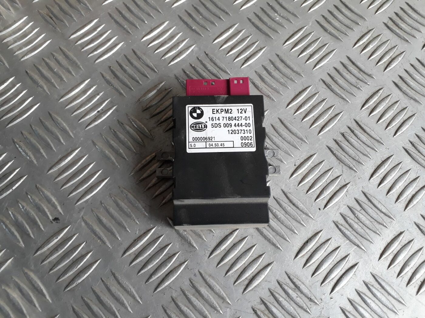 Degvielas sūkņa vadības bloks priekš BMW 530D E61 2006 TOURING BLUE 1 Degvielas sūkņa vadības bloks priekš BMW 530D E61 2006 TOURING BLUE