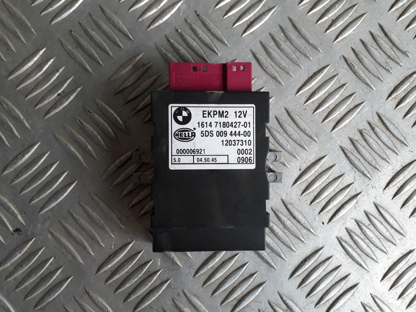 Degvielas sūkņa vadības bloks priekš BMW 530D E61 2006 TOURING BLUE 2 Degvielas sūkņa vadības bloks priekš BMW 530D E61 2006 TOURING BLUE