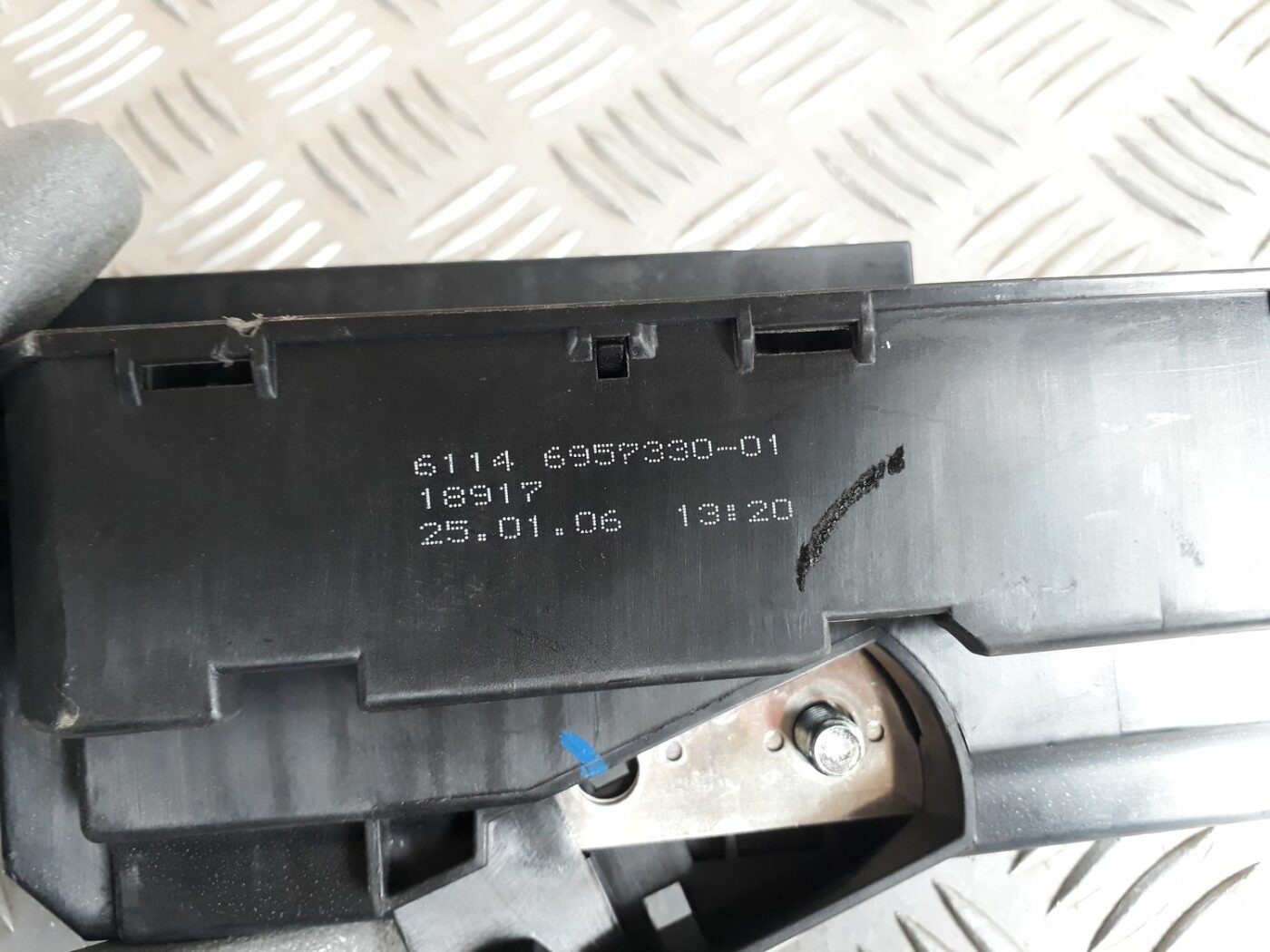 Drošinātāju bloks priekš BMW 530D E61 2006 TOURING BLUE