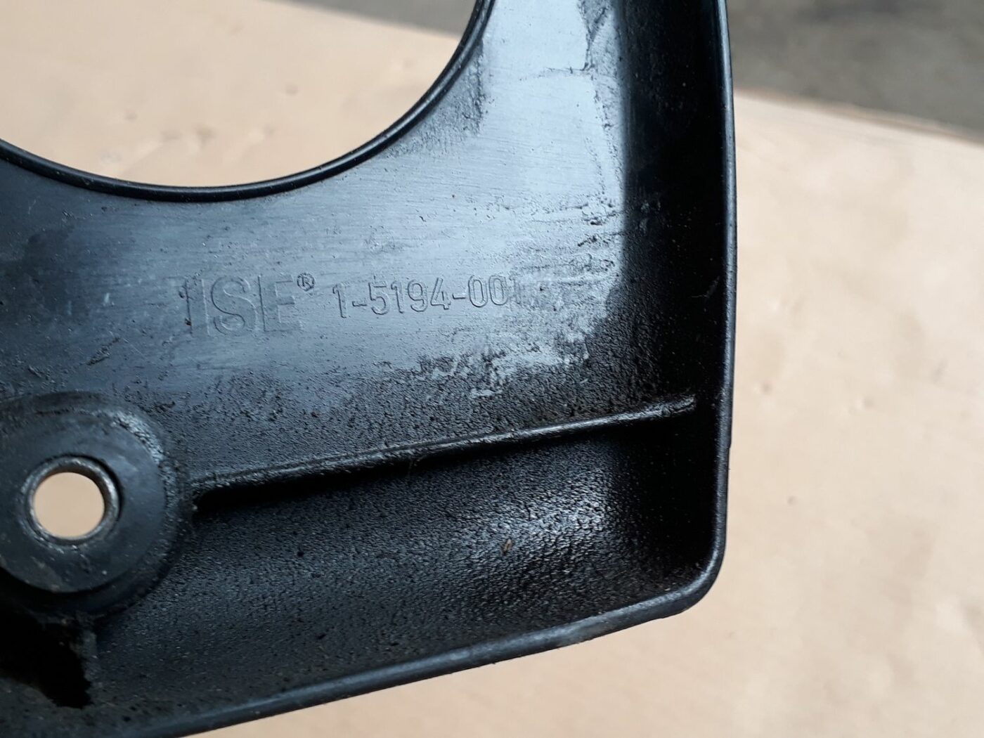 Dzinēja dekoratīvais vāks priekš BMW 530D E61 2006 TOURING BLUE 3 Dzinēja dekoratīvais vāks priekš BMW 530D E61 2006 TOURING BLUE